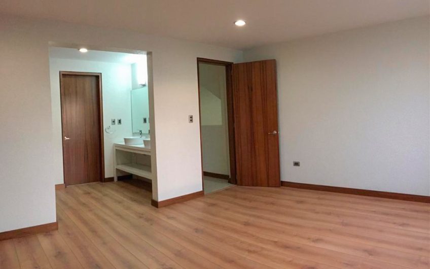 CASA LOMAS DE ANGELOPOLIS