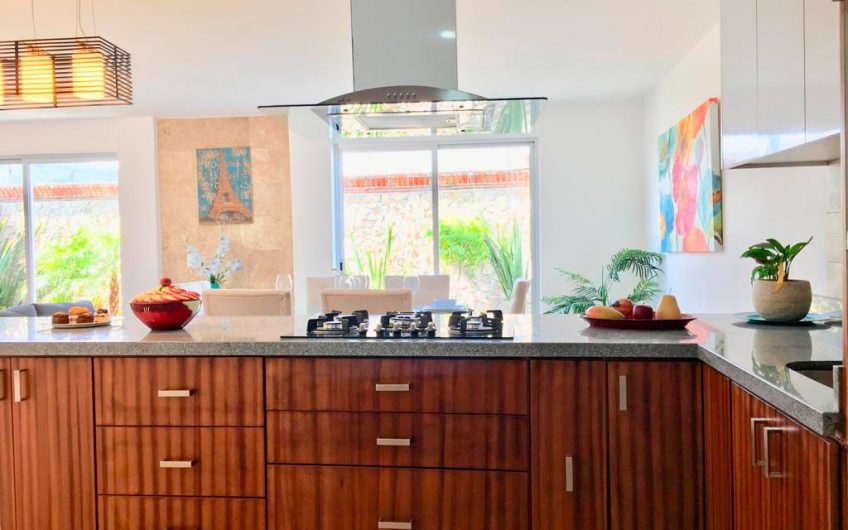 VENDO CASA LOMAS DE ANGELÓPOLIS
