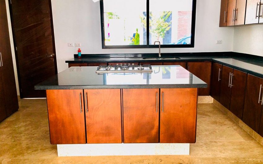 CASA LOMAS DE ANGELÓPOLIS