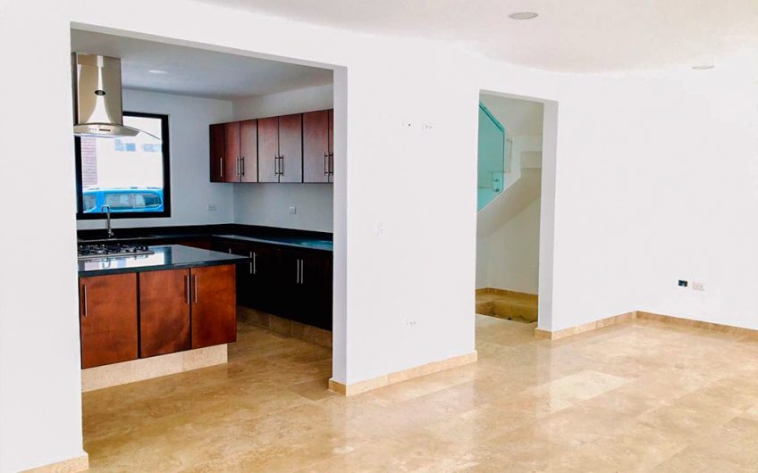 CASA LOMAS DE ANGELÓPOLIS