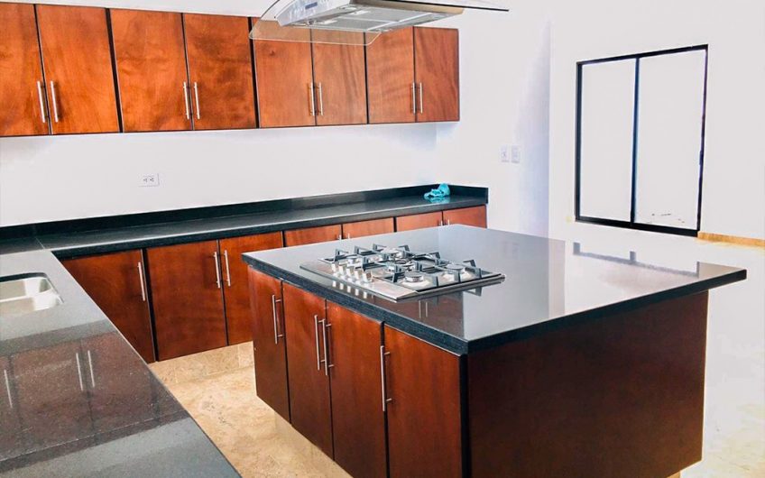 CASA LOMAS DE ANGELÓPOLIS