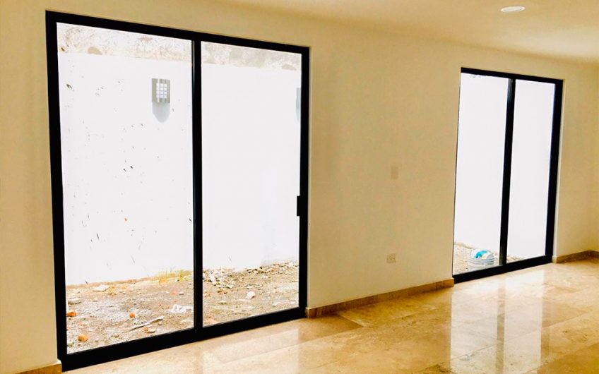 CASA LOMAS DE ANGELÓPOLIS