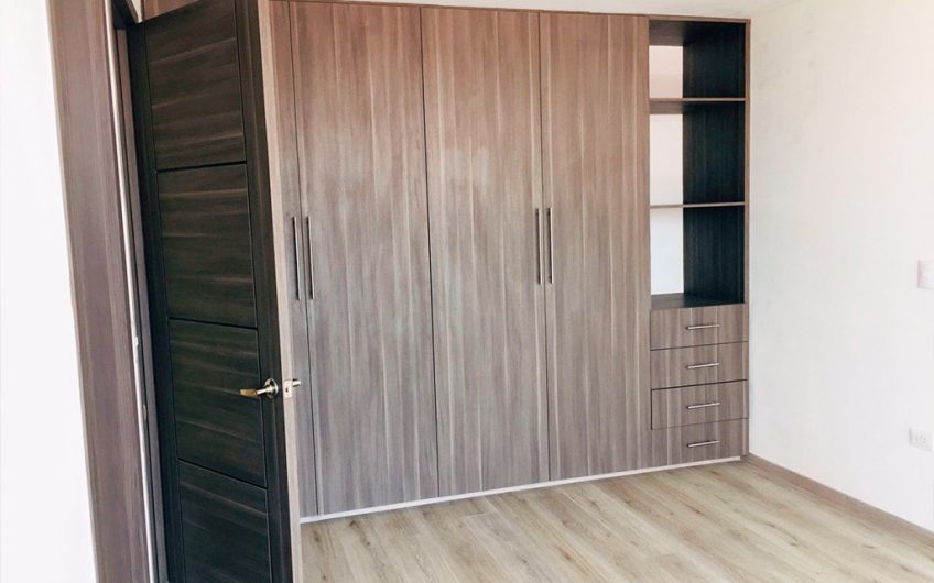 CASA LOMAS DE ANGELÓPOLIS