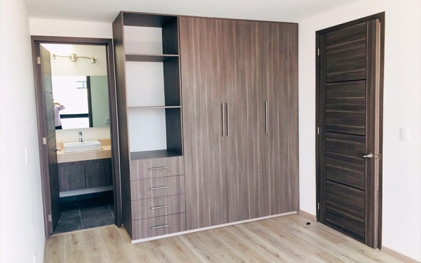 CASA LOMAS DE ANGELÓPOLIS