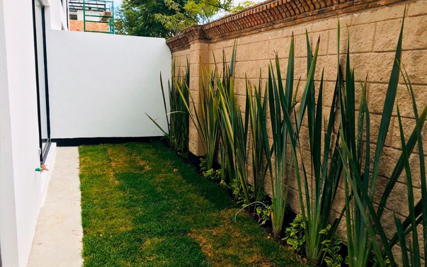 CASA LOMAS DE ANGELOPOLIS