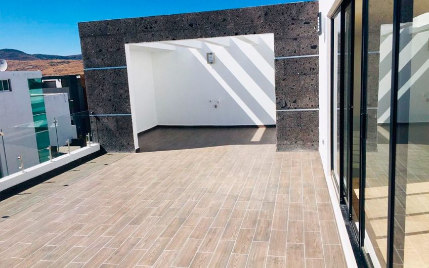 CASA LOMAS DE ANGELOPOLIS