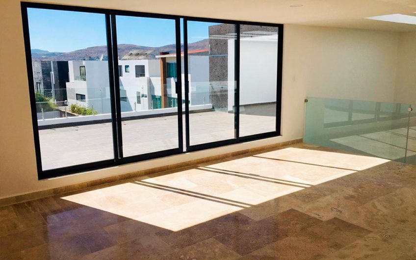 CASA LOMAS DE ANGELOPOLIS