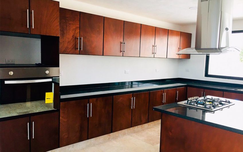 CASA LOMAS DE ANGELOPOLIS