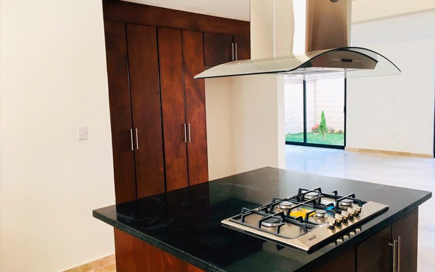 CASA LOMAS DE ANGELOPOLIS