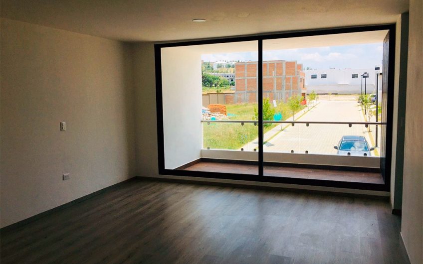 CASA LOMAS DE ANGELOPOLIS