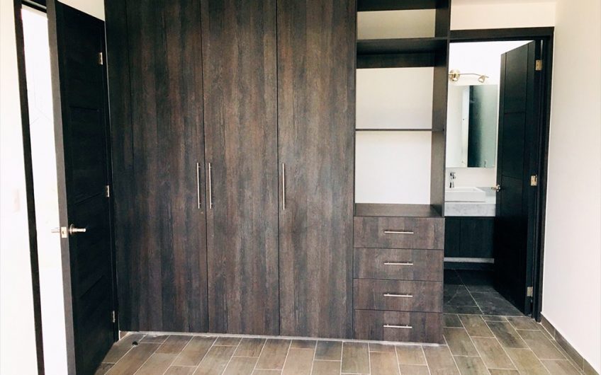 CASA LOMAS DE ANGELOPOLIS