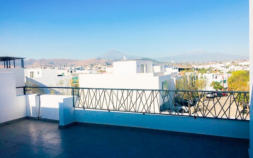 CASA LOMAS DE ANGELOPOLIS