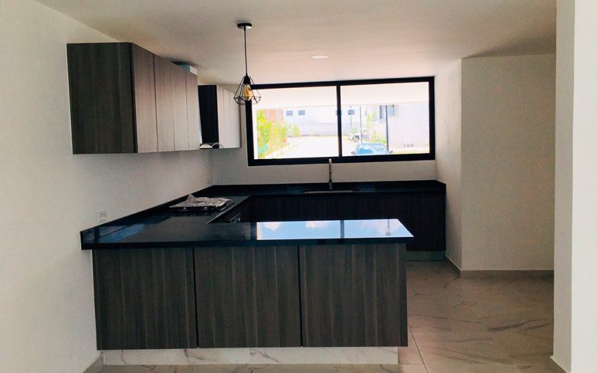 CASA LOMAS DE ANGELOPOLIS