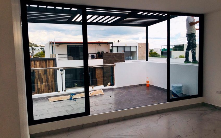 CASA LOMAS DE ANGELOPOLIS