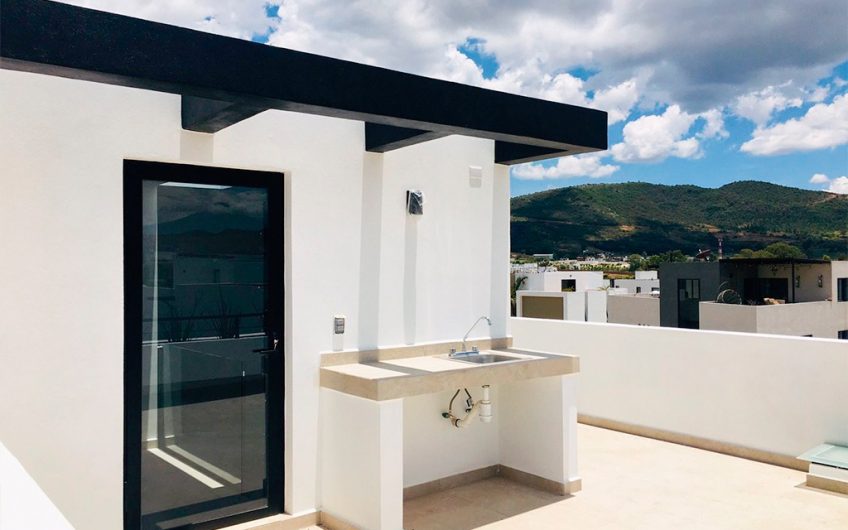 VENTA DE CASA EN LOMAS DE ANGELÓPOLIS