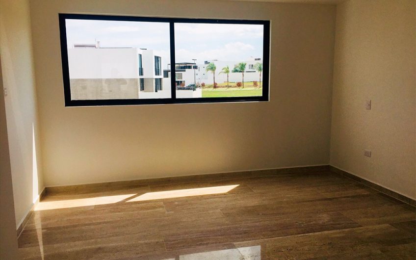 VENTA DE CASA EN LOMAS DE ANGELÓPOLIS