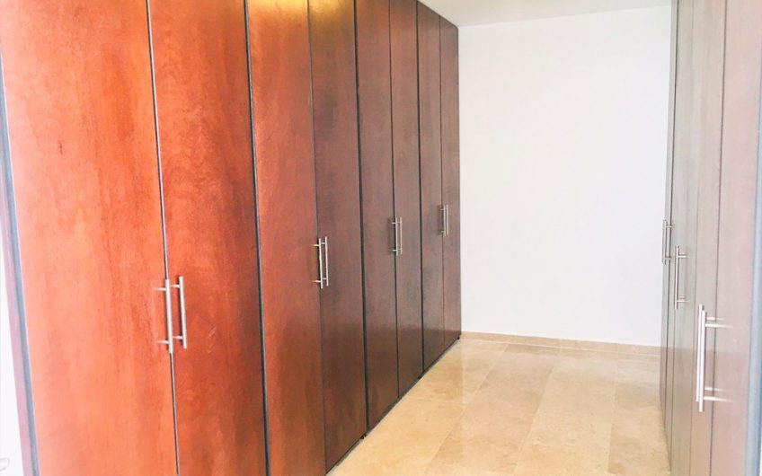 VENTA DE CASA EN LOMAS DE ANGELÓPOLIS