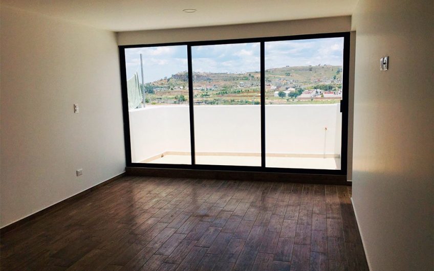 VENTA DE CASA EN LOMAS DE ANGELÓPOLIS