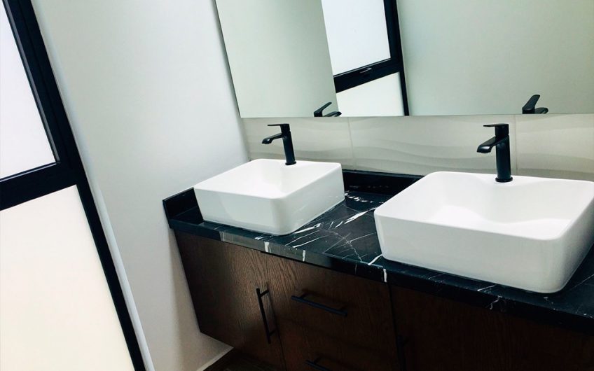 VENTA DE CASA EN LOMAS DE ANGELÓPOLIS