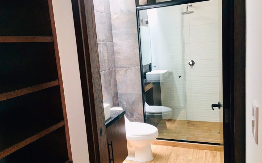 VENTA DE CASA EN LOMAS DE ANGELÓPOLIS