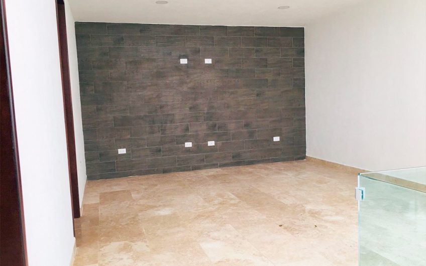 VENTA DE CASA EN LOMAS DE ANGELOPOLIS