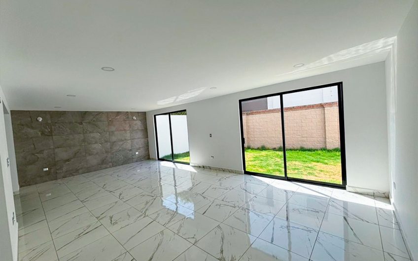 VENTA DE CASA EN LOMAS DE ANGELÓPOLIS