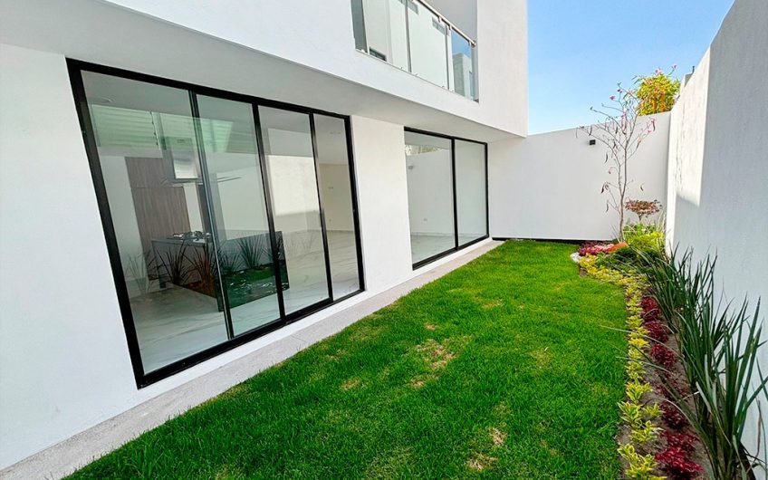 VENTA DE CASA EN LOMAS DE ANGELÓPOLIS