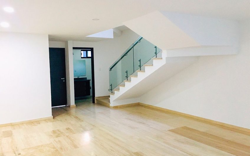 VENTA DE CASA EN LOMAS DE ANGELÓPOLIS