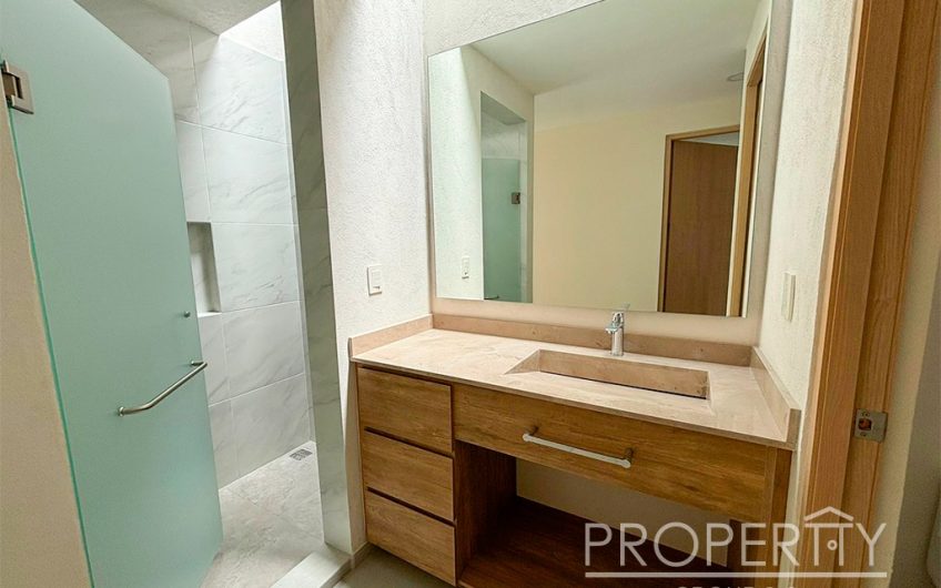 VENTA DE CASA EN LOMAS DE ANGELÓPOLIS