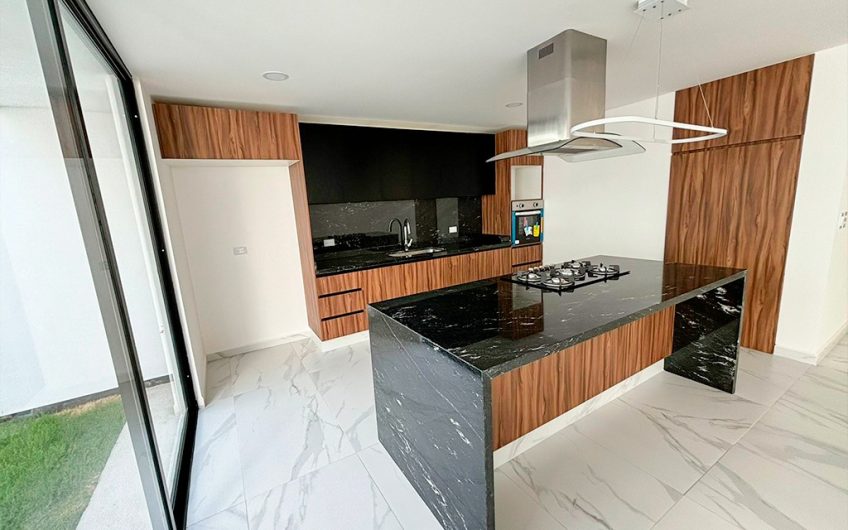 VENTA DE CASA EN LOMAS DE ANGELÓPOLIS