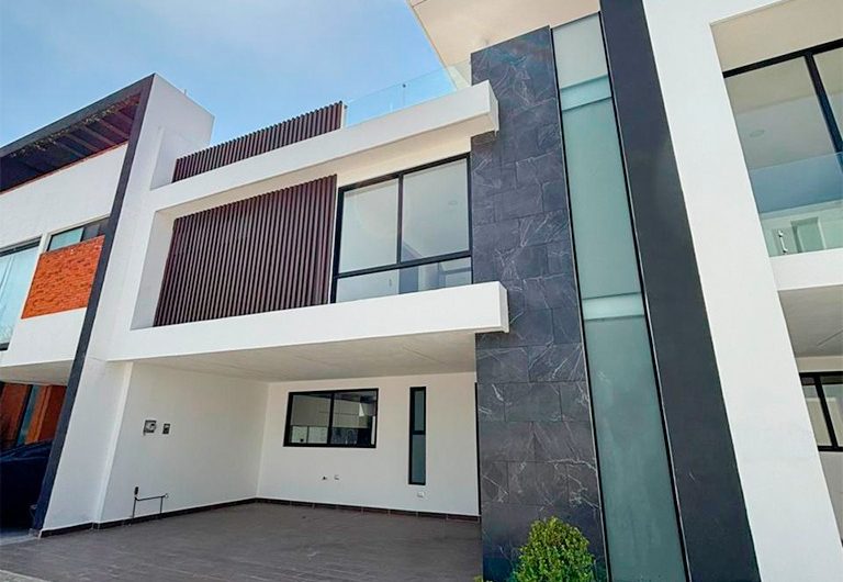 VENTA DE CASA EN LOMAS DE ANGELÓPOLIS