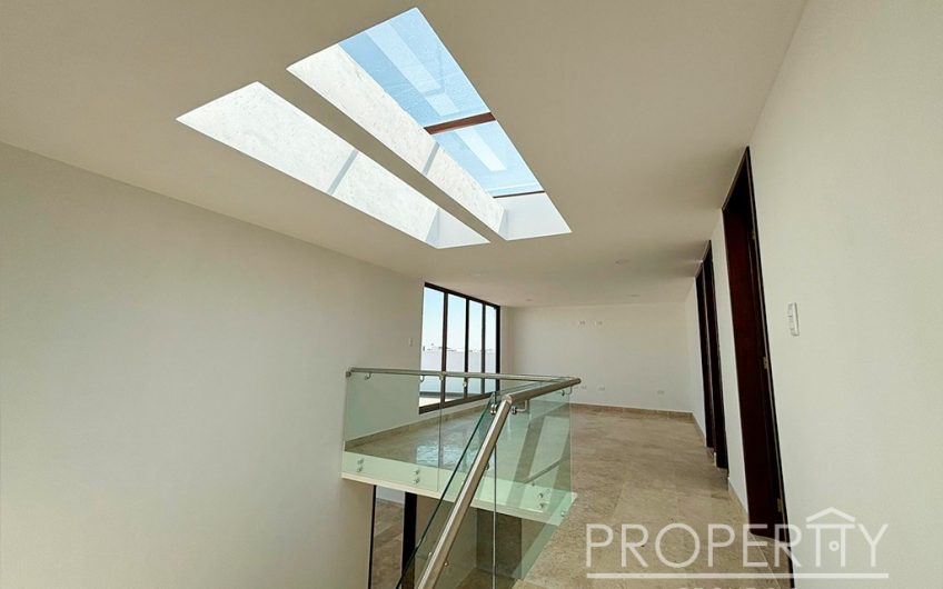 VENTA DE CASA EN LOMAS DE ANGELOPOLIS