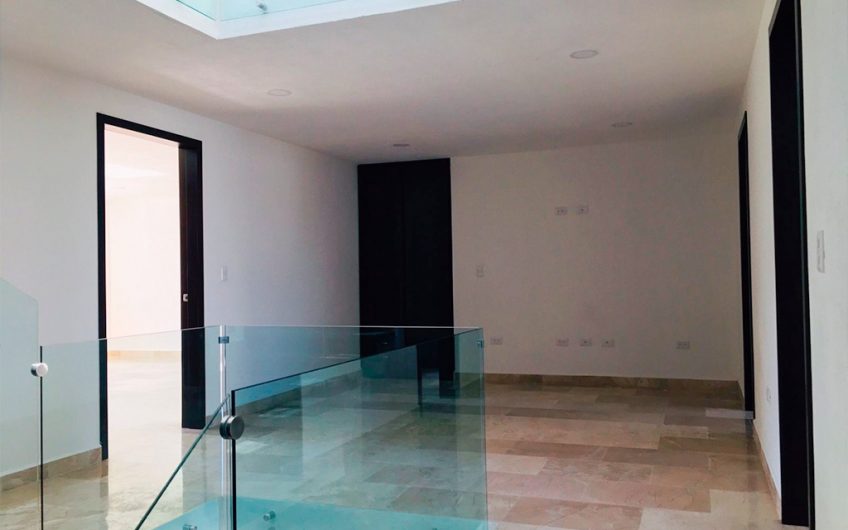 VENTA DE CASA EN LOMAS DE ANGELOPOLIS