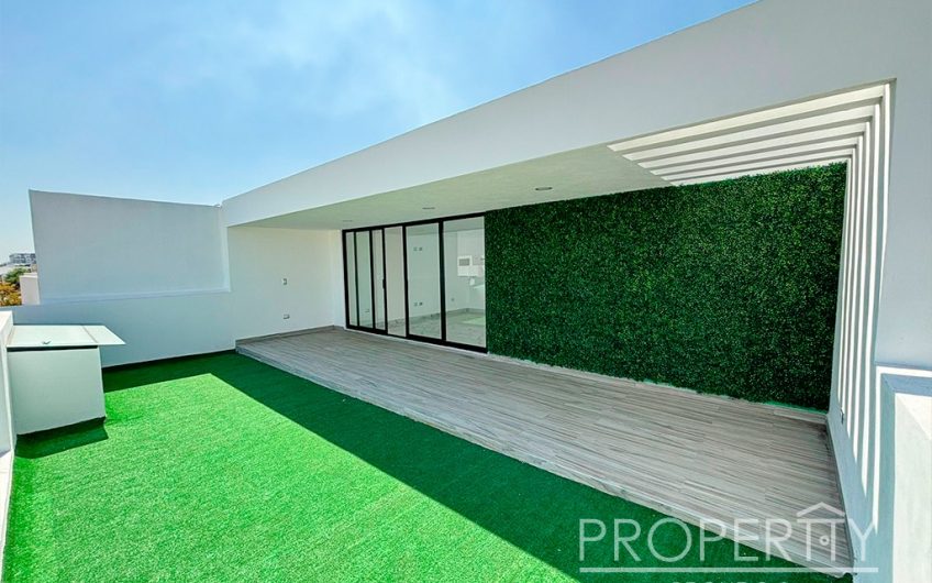 VENTA DE CASA EN LOMAS DE ANGELOPÓLIS