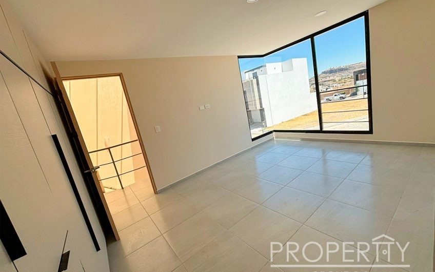 VENTA DE CASA EN LOMAS DE ANGELÓPOLIS