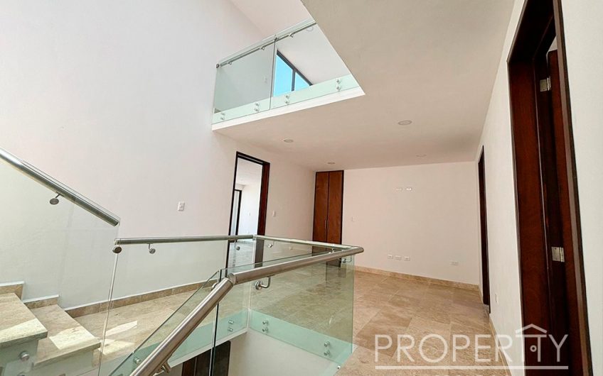 VENTA DE CASA EN LOMAS DE ANGELOPOLIS