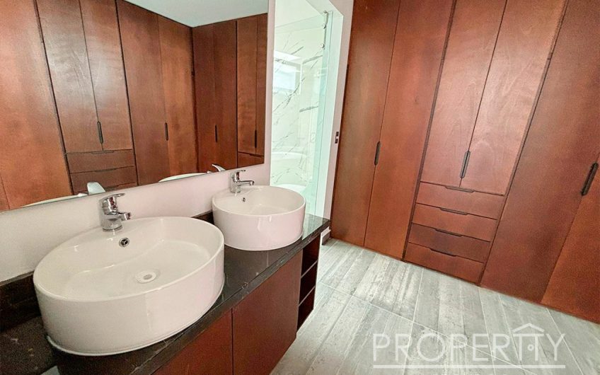 VENTA DE CASA EN LOMAS DE ANGELOPÓLIS