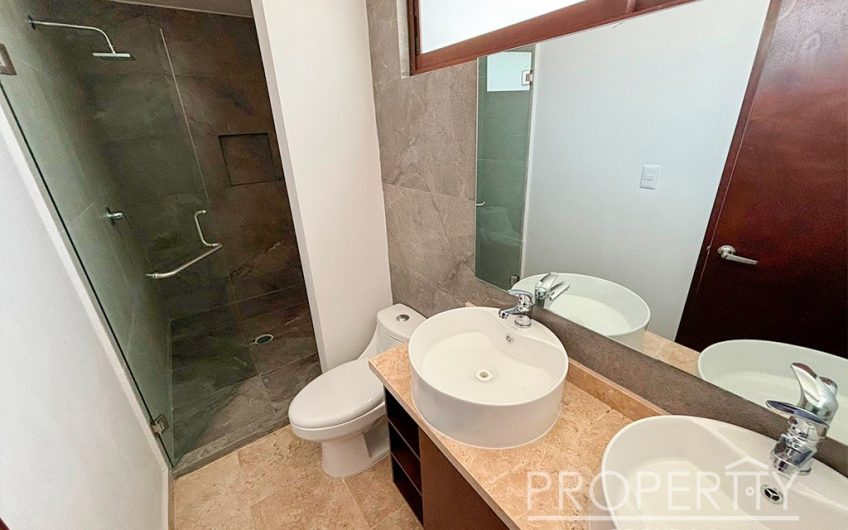 VENTA DE CASA EN LOMAS DE ANGELOPOLIS