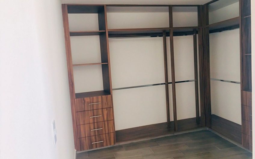 VENTA DE CASA EN LOMAS DE ANGELOPOLIS