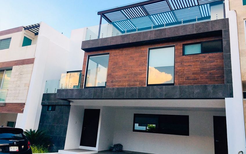 VENTA DE CASA EN LOMAS DE ANGELÓPOLIS