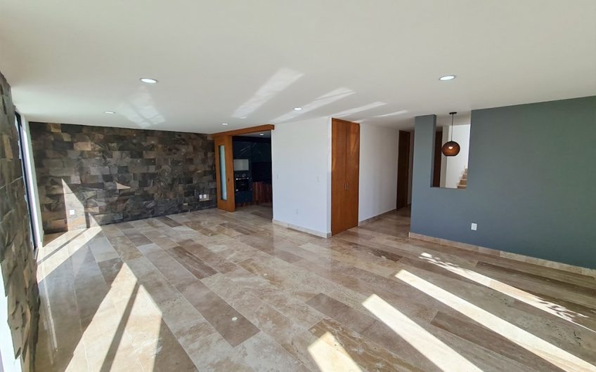 VENTA DE CASA EN LOMAS DE ANGELÓPOLIS