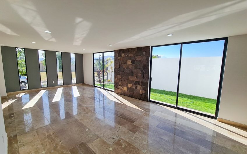 VENTA DE CASA EN LOMAS DE ANGELÓPOLIS