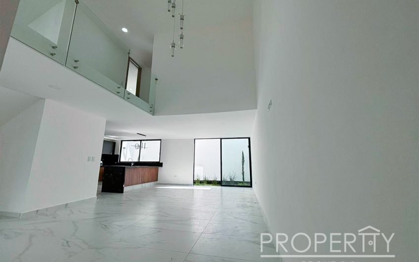 VENTA DE CASA EN LOMAS DE ANGELÓPOLIS
