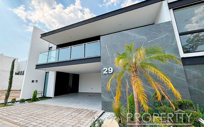 VENTA DE CASA EN LOMAS DE ANGELÓPOLIS