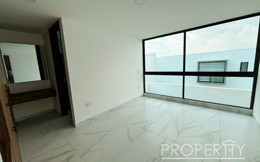 VENTA DE CASA EN LOMAS DE ANGELÓPOLIS