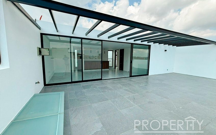 VENTA DE CASA EN LOMAS DE ANGELÓPOLIS