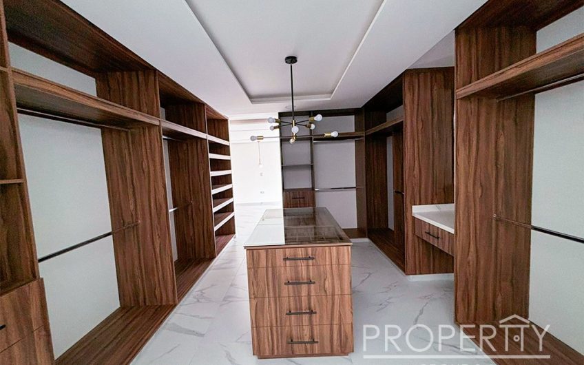 VENTA DE CASA EN LOMAS DE ANGELÓPOLIS