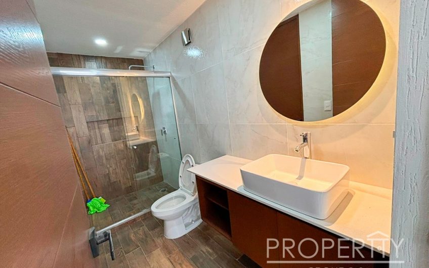 VENTA DE CASA EN LOMAS DE ANGELÓPOLIS
