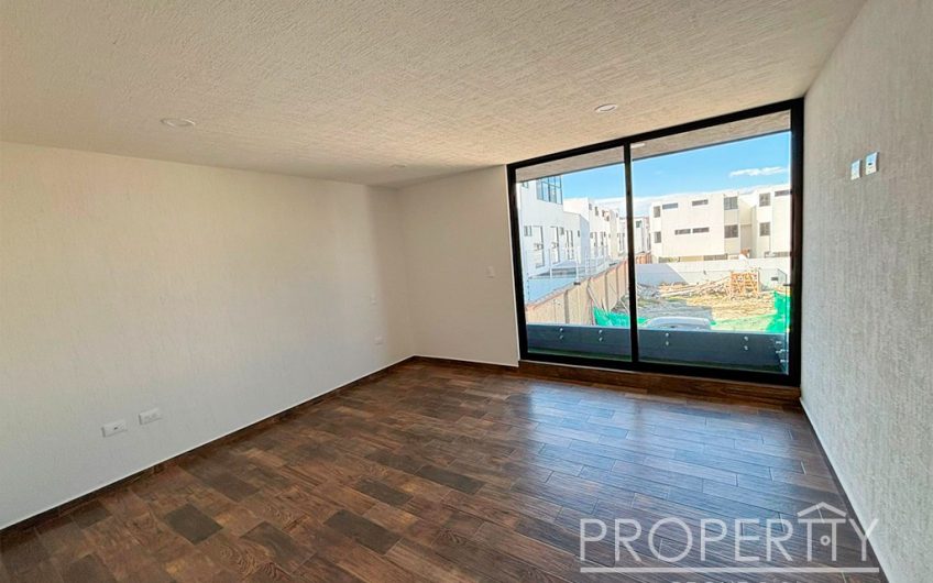 VENTA DE CASA EN LOMAS DE ANGELÓPOLIS