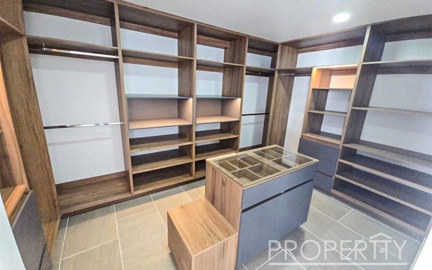 VENTA DE CASA EN LOMAS DE ANGELÓPOLIS